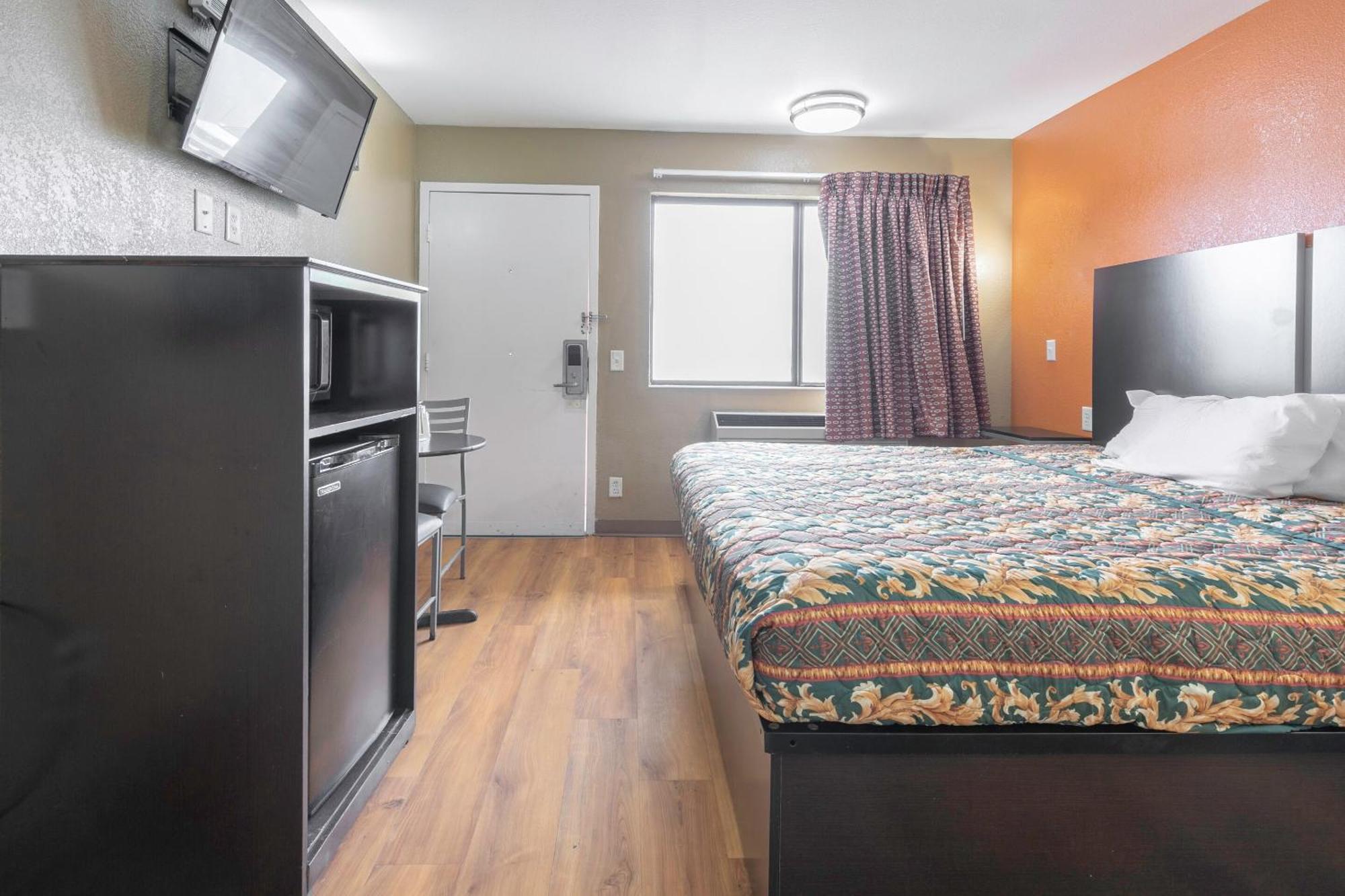 Oyo Hotel Lake Charles Hwy 10 Dış mekan fotoğraf